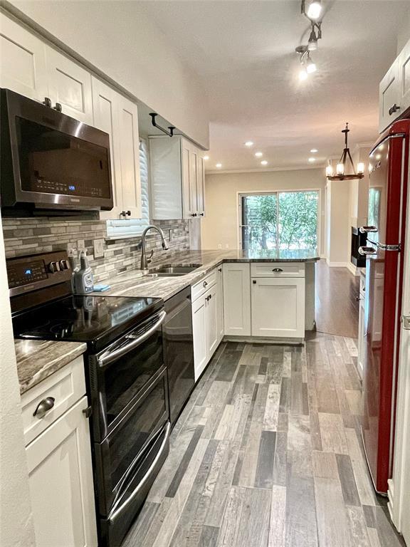 Building Photo - 2450 Wickersham Ln