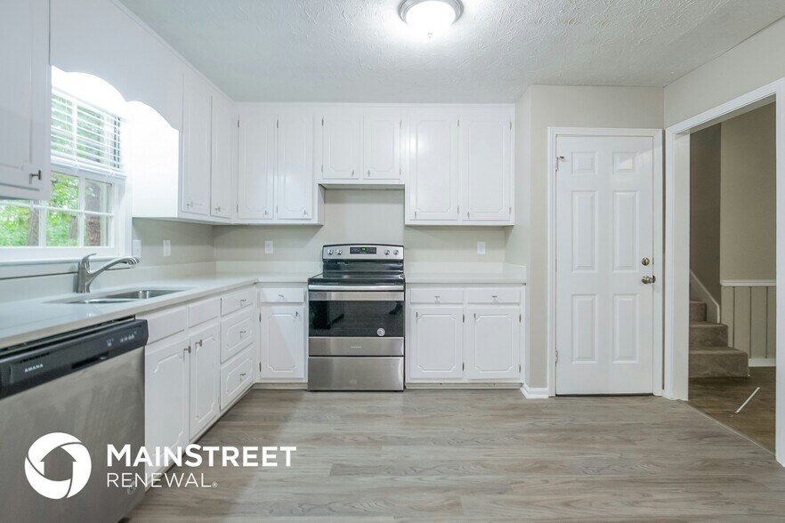 Building Photo - 141 Dogwood Ct