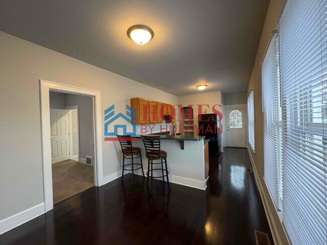 Building Photo - Two Bedroom House | Move in Ready