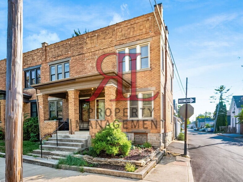 Building Photo - 1014 Bruck St