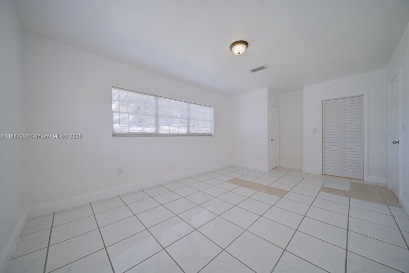 Building Photo - 1471 NW 93rd St