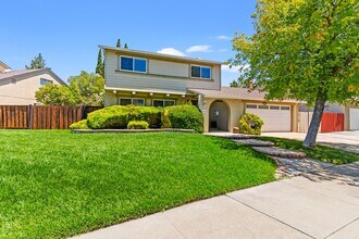 Building Photo - Beautifully Updated Pleasanton Four Bedroom Retreat w/ Vaulted Ceilings & Custom Details