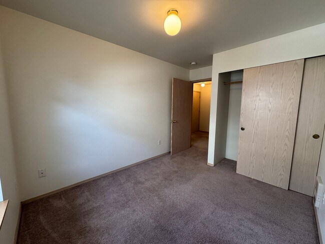 Building Photo - 1501 H St
