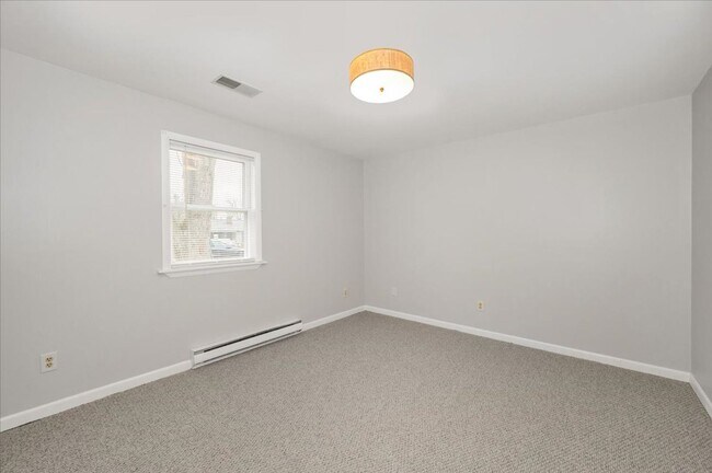 Building Photo - Single Family - Smithsburg, MD