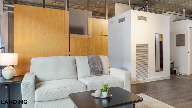 Building Photo - 1451 24th St