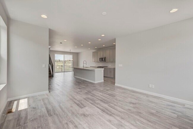 Building Photo - 8714 Vaunt Ct