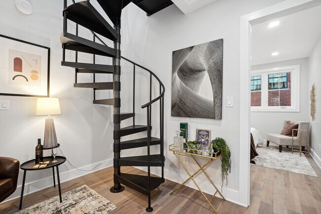 Building Photo - 1805 Wiltberger St NW