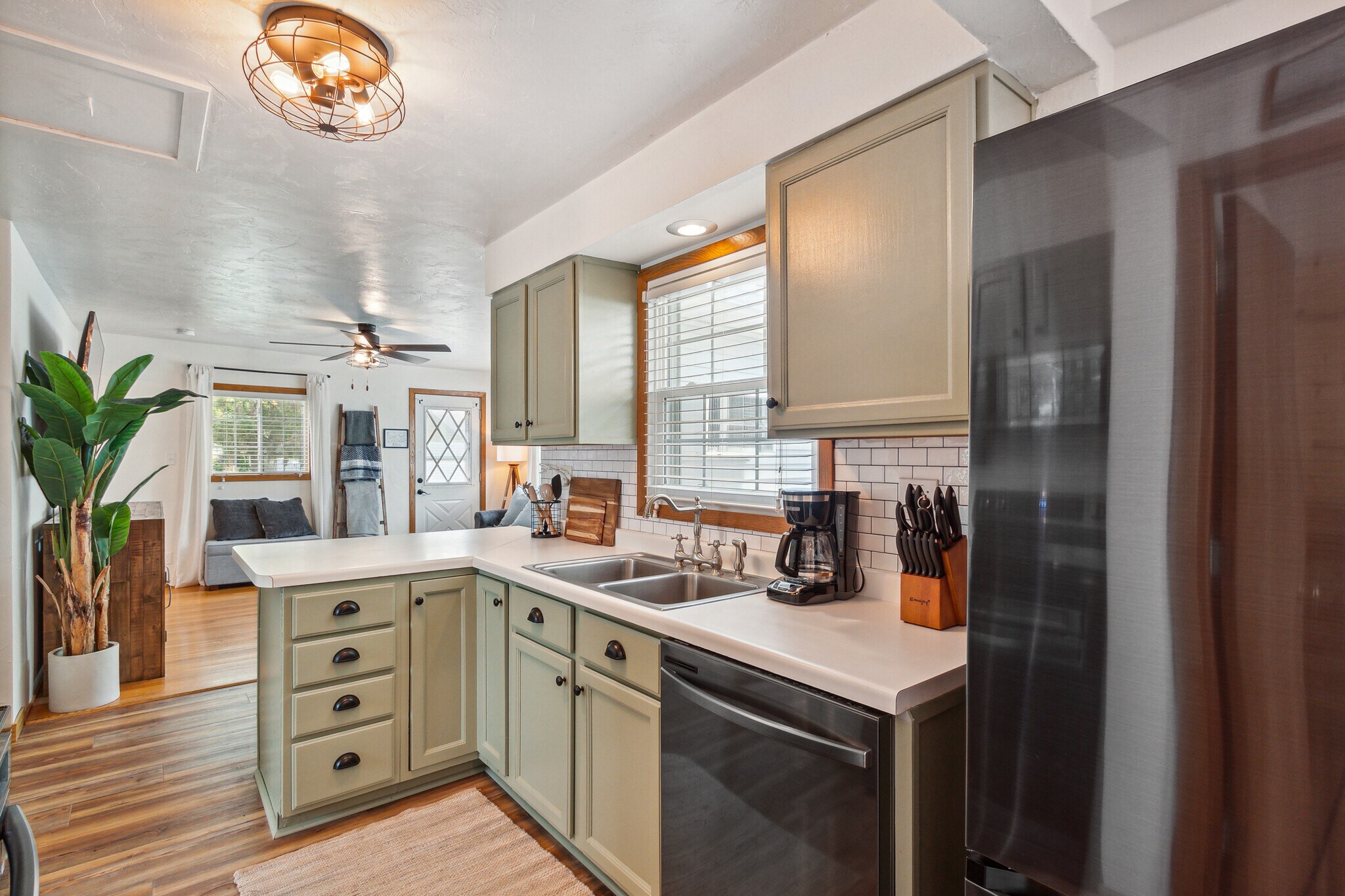 Building Photo - 240 Koshkonong Dr