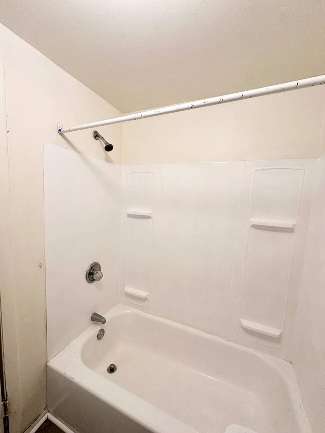 Building Photo - 34 Washington St