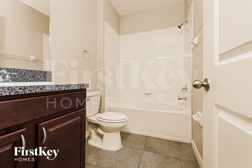 Building Photo - 17205 Beach Buttercup Pl