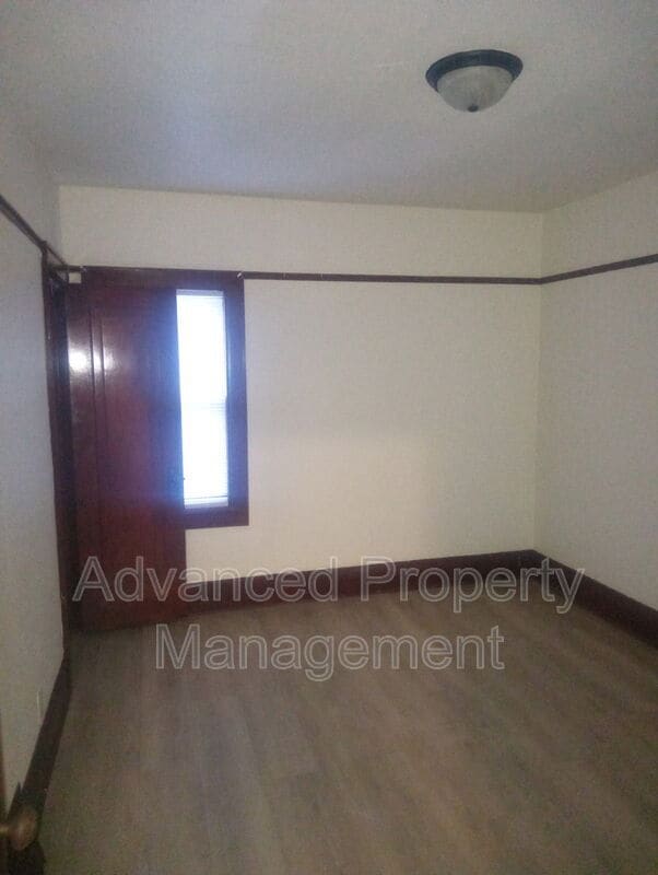 Building Photo - 3851 N 24th Pl