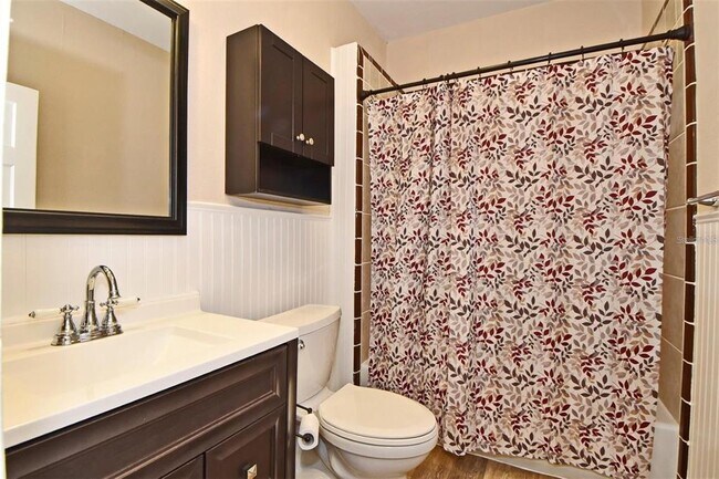 Building Photo - 1015 Martin St