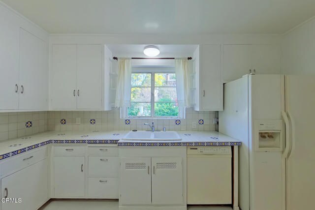 Building Photo - 1462 Glengarry Rd