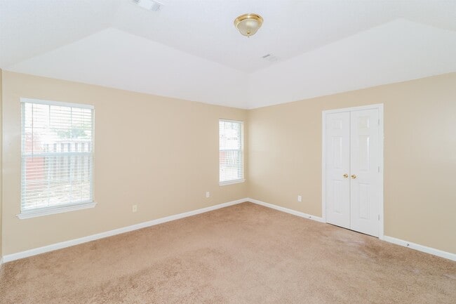 Building Photo - 1087 Cross Meadow Rd