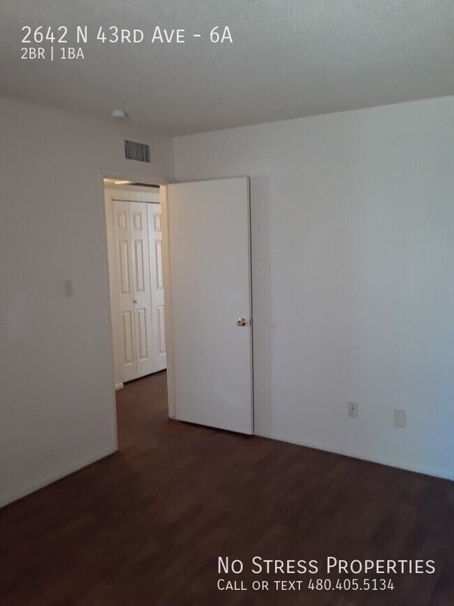 Building Photo - 2642 N 43rd Ave