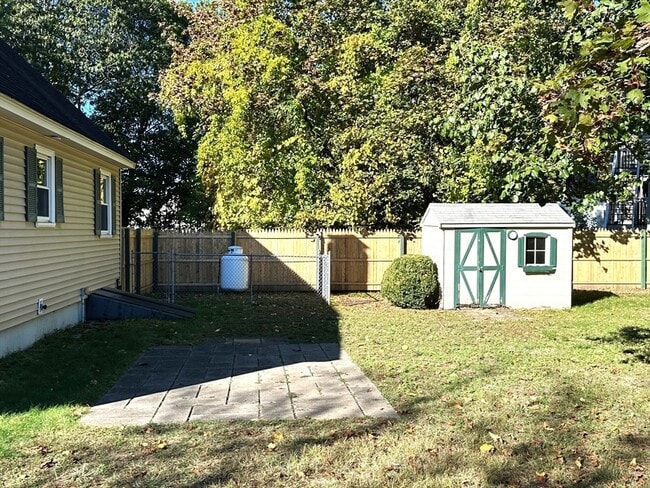 Building Photo - 5 Nobile St