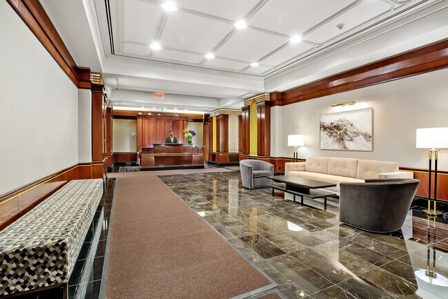 Building Photo - 160 W 66th St