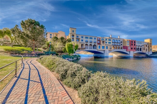 Building Photo - 375 Portus Delphini Ct