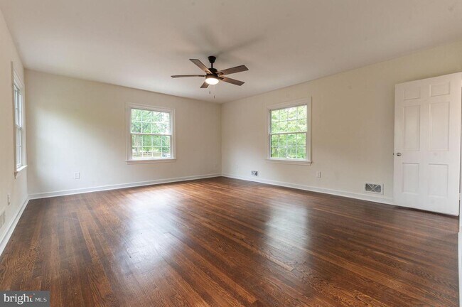 Building Photo - 50 Wistar Rd