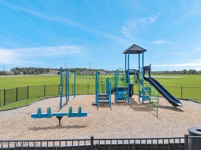 Building Photo - 11533 Red Koi Dr