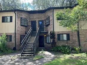 Building Photo - 1714 Foxhall Cir