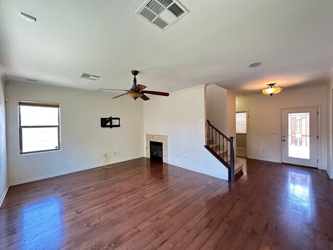 Building Photo - Summerlin Village 16 Ladera Phase 3