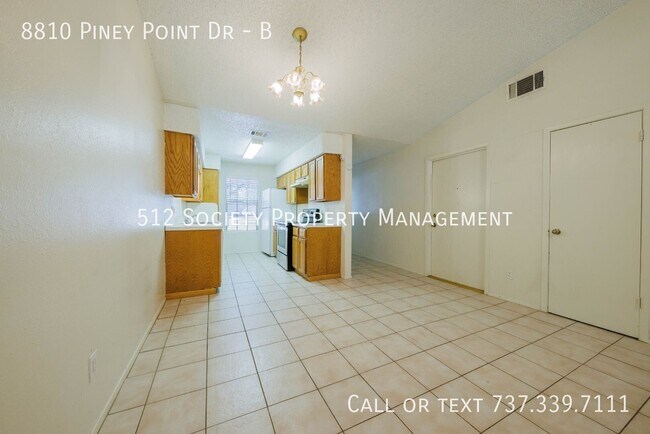 Building Photo - 8810 Piney Point Dr