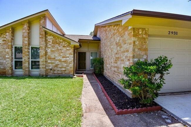 Building Photo - 2931 Jenny Dr