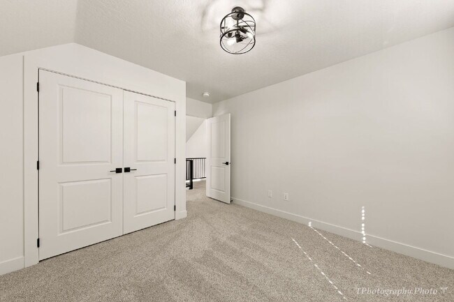 Building Photo - Female Only - Private Room with Shared Bathroom in a brand new built townhome - furnished & utili...