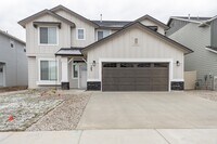 Building Photo - 145 S Iceberg Lake Ave