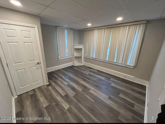 Building Photo - 942 Wyoming Ave