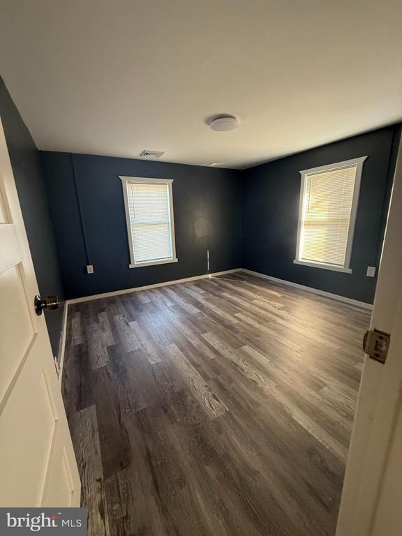 Building Photo - 17 E Foundry St