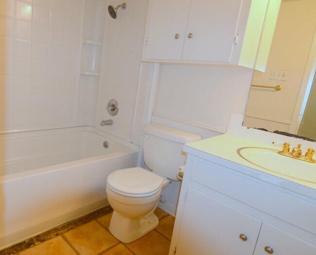 Building Photo - 3707 Tom Green St