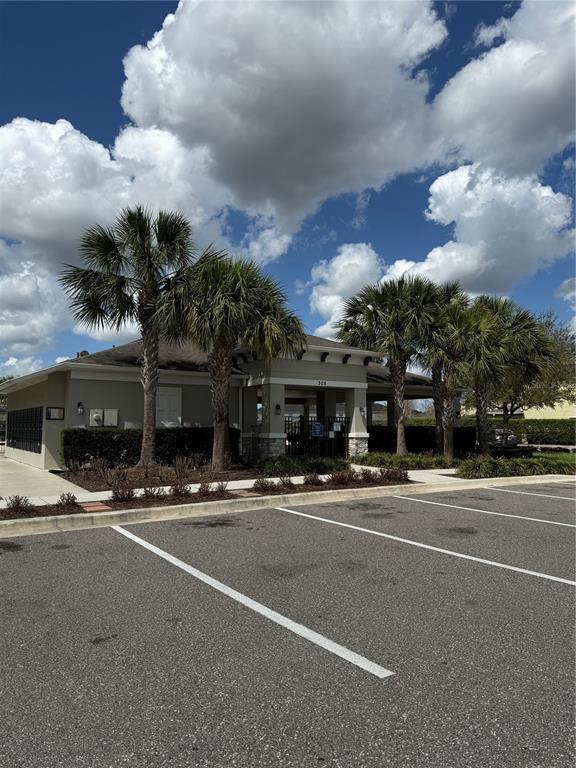 Building Photo - 419 Arbor Lakes Dr