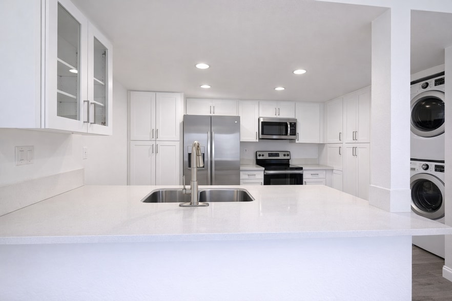 Building Photo - 26212 La Real