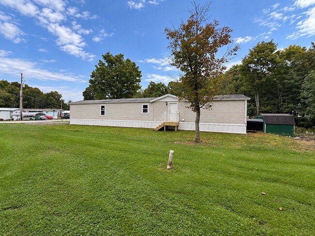 Building Photo - 93 Shady Ln