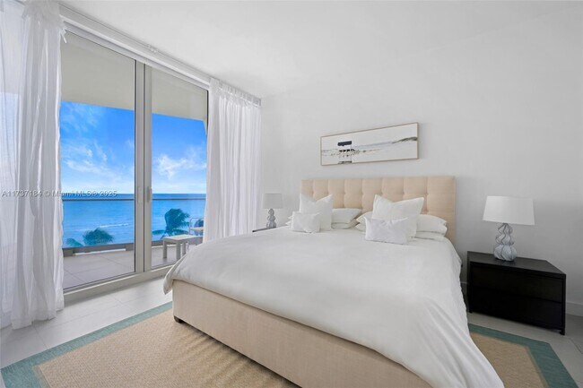 Building Photo - 16901 Collins Ave