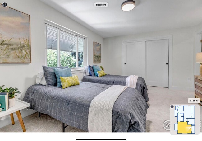 Building Photo - 2357 Grove St