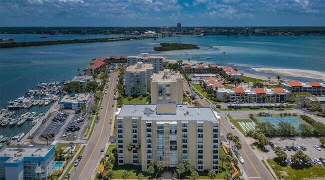 Building Photo - 800 S Gulfview Blvd