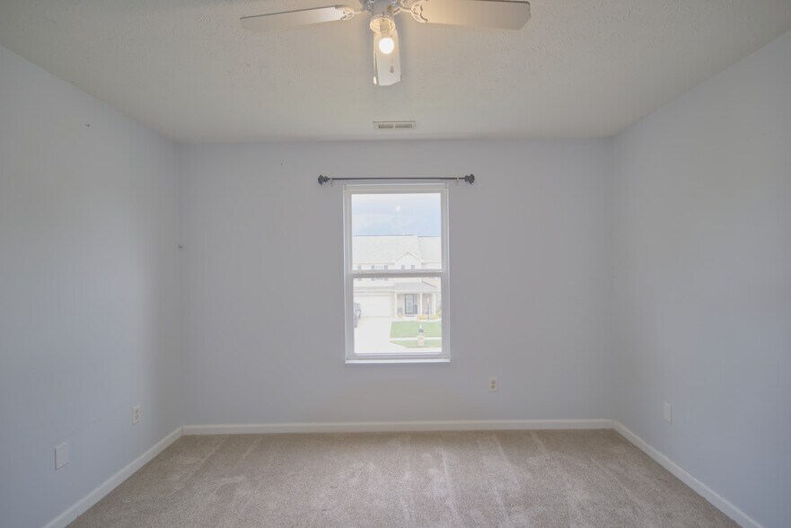 Building Photo - 5739 Outer Bank Rd