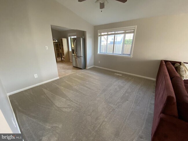 Building Photo - 1712 12th St S