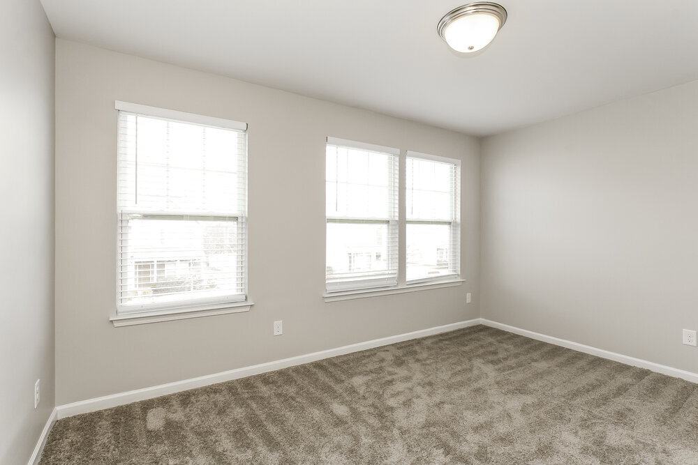 Building Photo - 2101 Lake Vista Drive