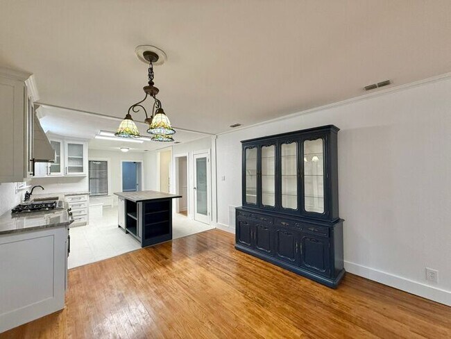 Building Photo - Tour Today! 3 Bed 2 Bath in Tyler!