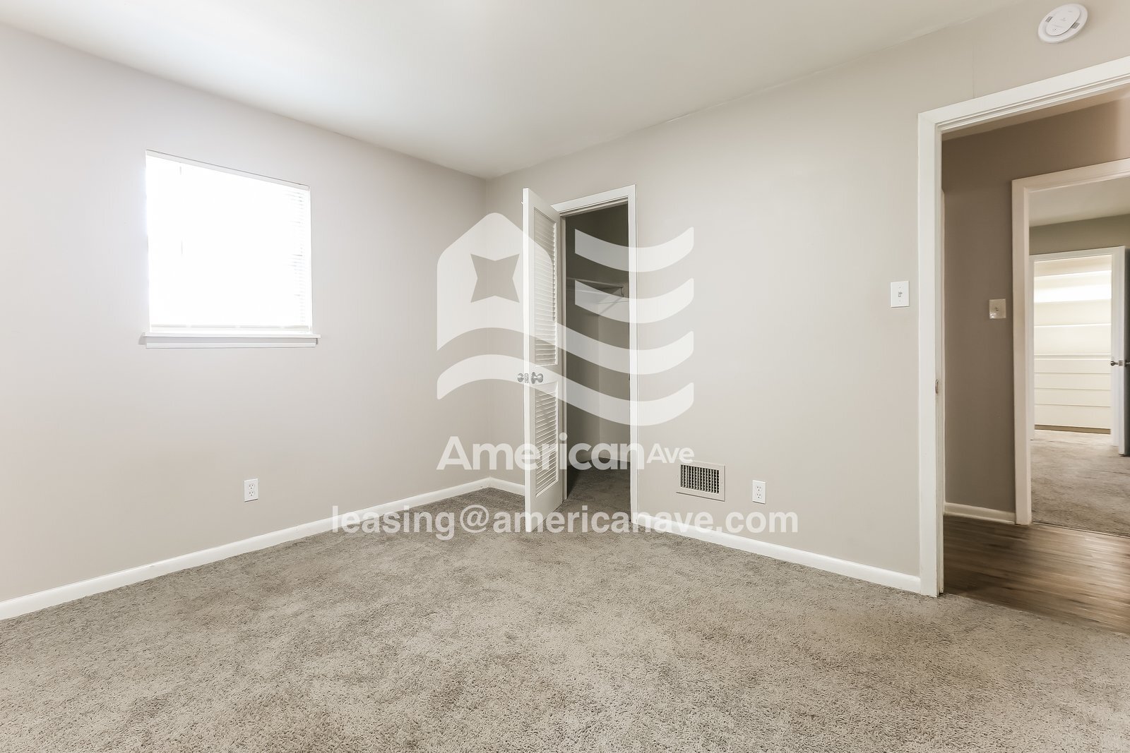 Building Photo - 2515 Montreal Dr