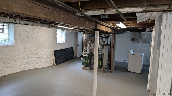 Building Photo - 166 Glen Ave