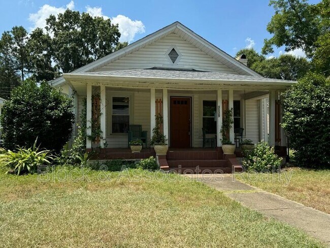 Building Photo - 3129 Stanhope Ave