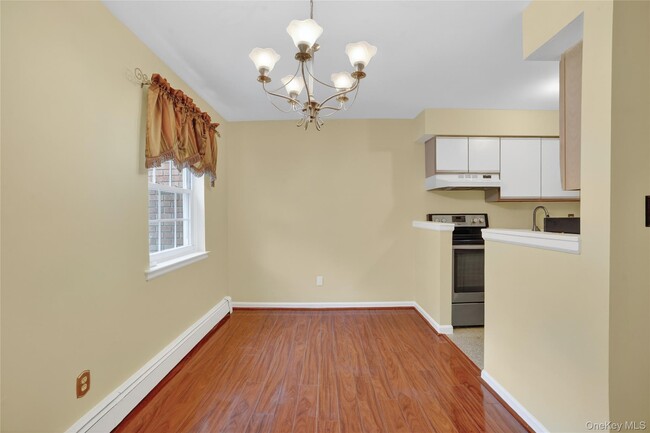 Building Photo - 107 Nottingham Rd