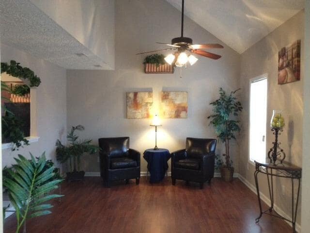 Building Photo - 720 Statesman Way