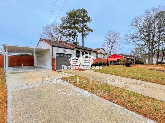 Building Photo - 528 Plantation Dr