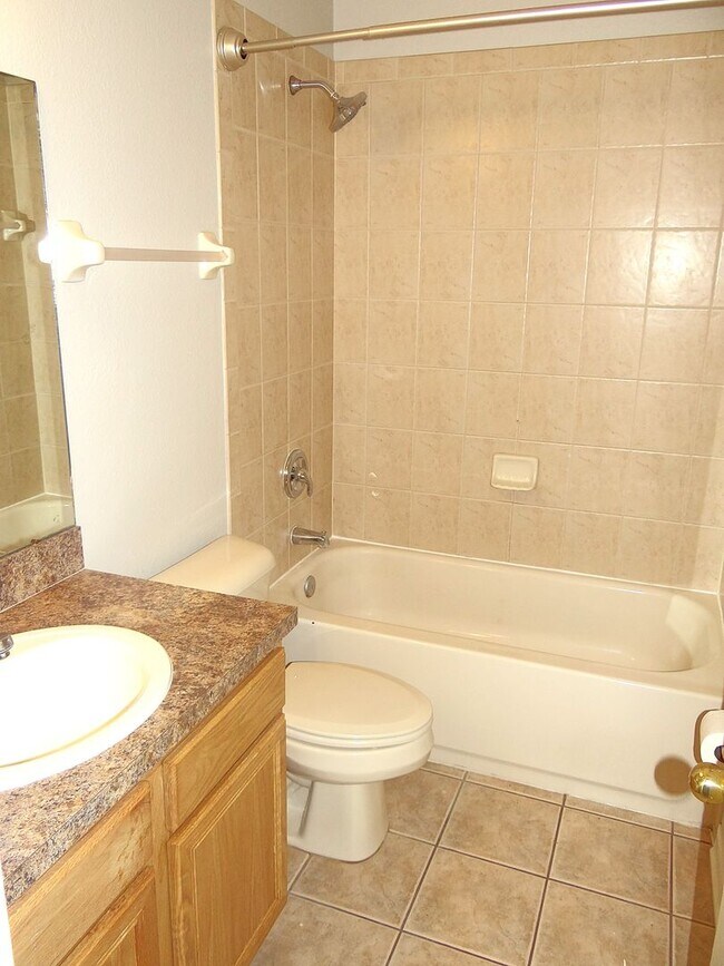 Building Photo - 11112 Wildcat Dr